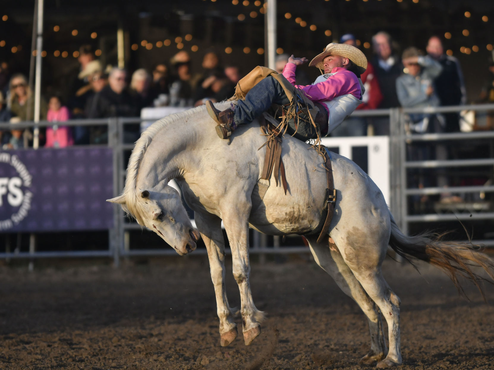 053118 Elks Rodeo Thurs 35.jpg